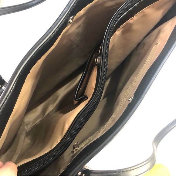 New Aurielle Saffiano & Croco Embossed Leather Tote in Black. Perfect Condition. - Picture 11 of 14